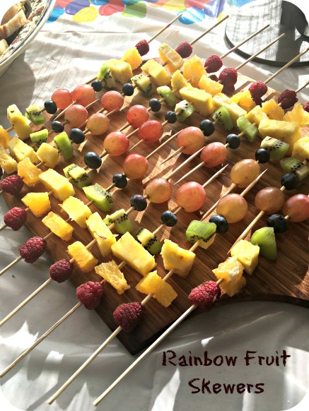 rainbow-fruit-skewers